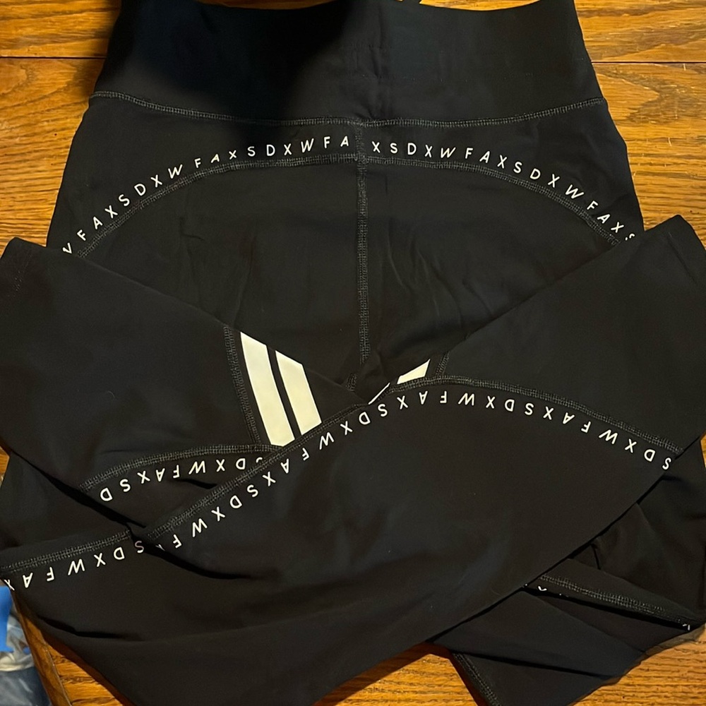 COPY - Sarah’s Day x White Fox Boutique Leggings